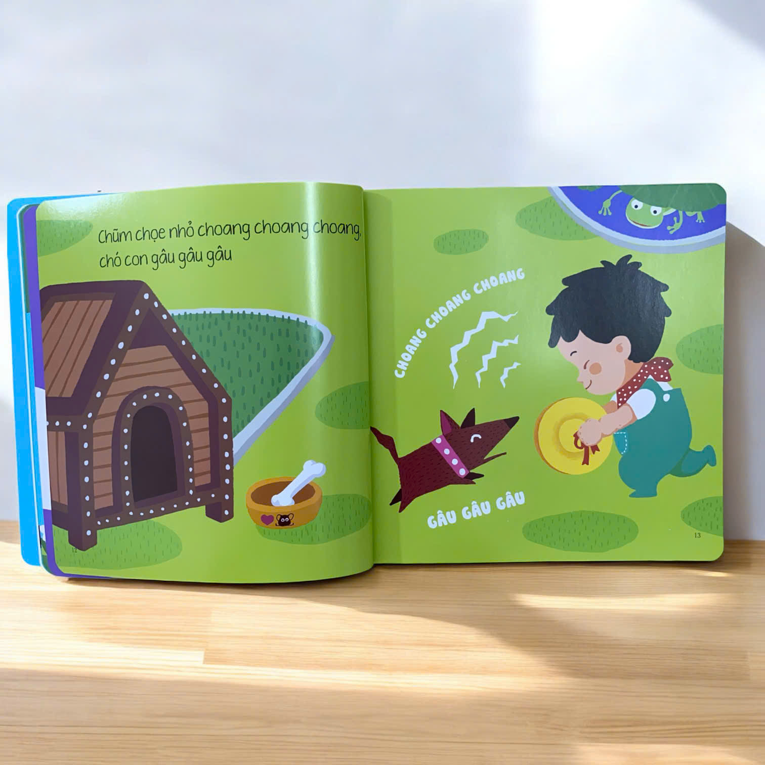 Sách Ehon - Ehon bé ngoan - Lên trên và xuống dưới