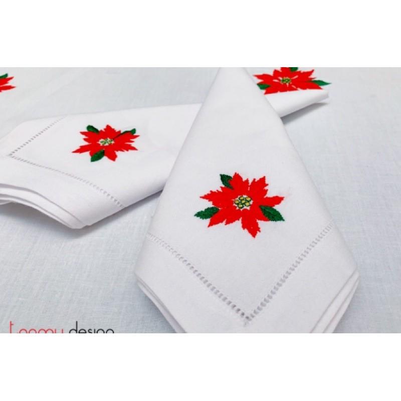 Khăn trải bàn tròn thêu tay noel gồm 12 khăn ăn Tân Mỹ Design.