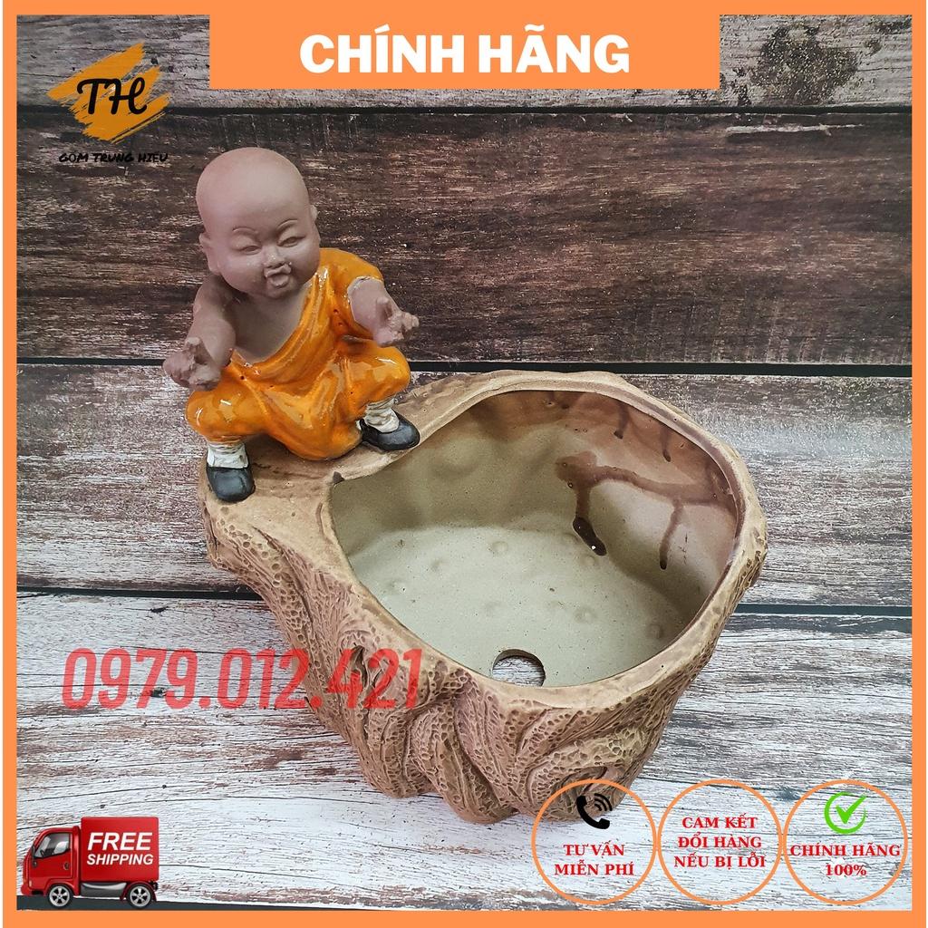Chậu tượng Chú Tiểu tập võ mini gốm Bát Tràng trồng bonsai cây cảnh để bàn