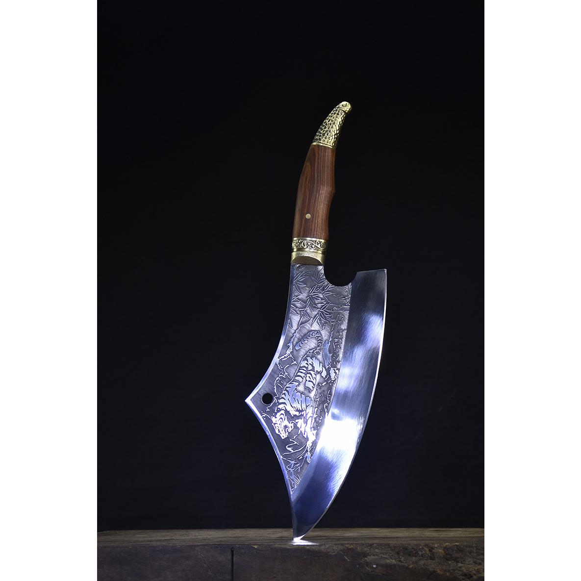 Dao bếp thái lọc,chặt gà không rỉ cao cấp, mặt dao dập chìm hoa văn hổ, khâu đồng -  A45 DT15