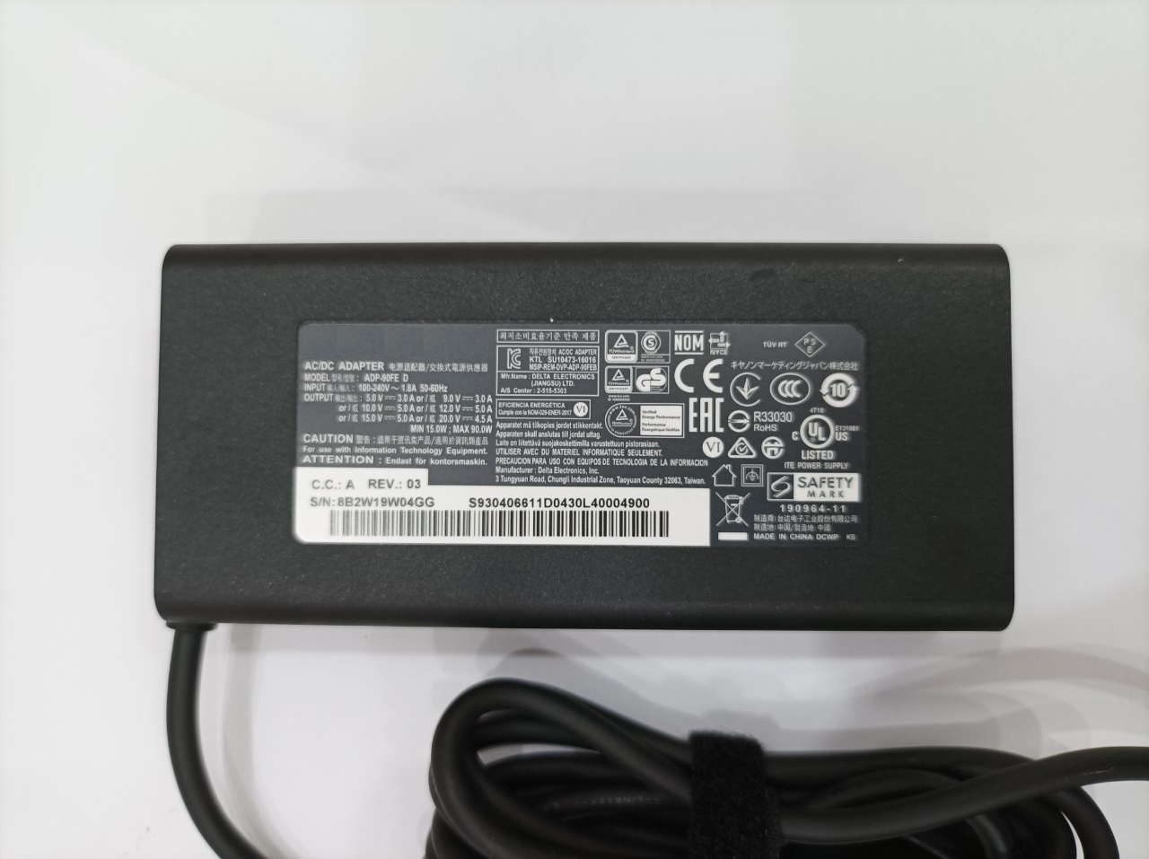 Sạc dành cho Laptop MSI Summit E15 A11SCST/GTX1650 Ti&MaxQ ADP-90FE D 90W USB-C Adapter