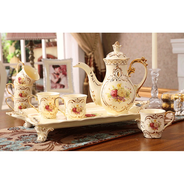 Bộ ấm chén mang phong cách tân cổ điển CB03-AC2 với thiết kế họa tiết hoa mẫu đơn tinh tế, sang trọng