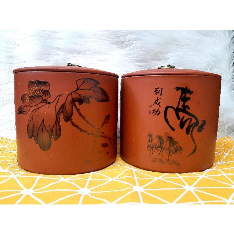 Hồ lô gốm Nhật.