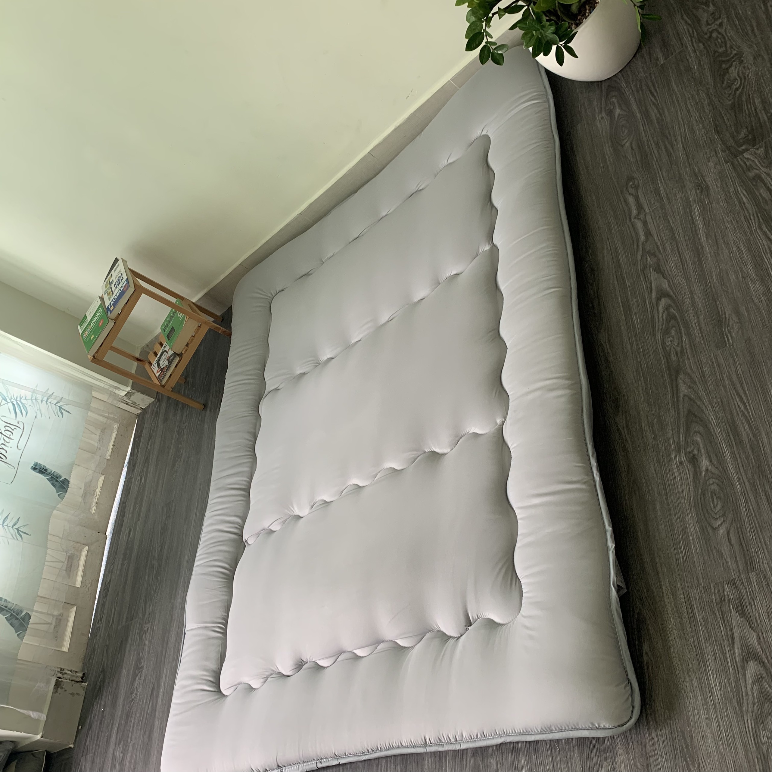 Nệm Trải Sàn Bông Gòn Gấp Gọn, Đêm Văn Phòng Tiện Lợi Size 1m x 2m; 1,4m x 2m; 1,6m x 2m