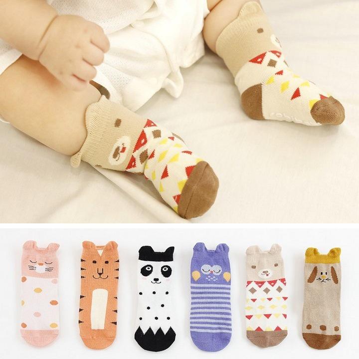 Tất chống trượt cho bé Bino Kids, vớ họa tiết nhiều màu đáng yêu dành cho bé từ 0 đến 3 Tuổi