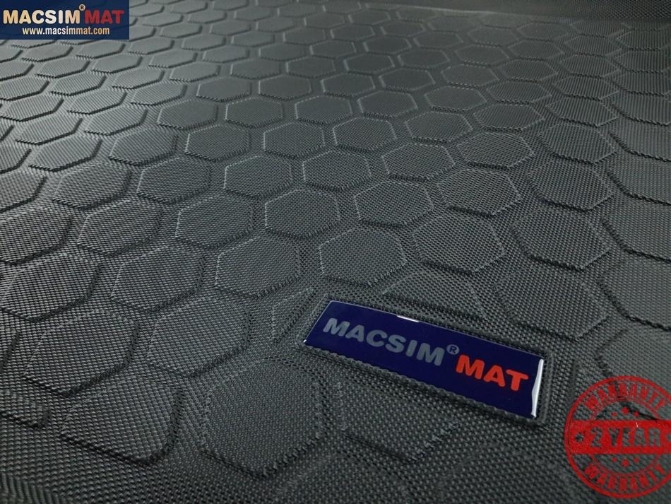 Thảm lót cốp Porsche Cayenne 2012-2018 nhãn hiệu Macsim chất liệu TPV cao cấp màu đen