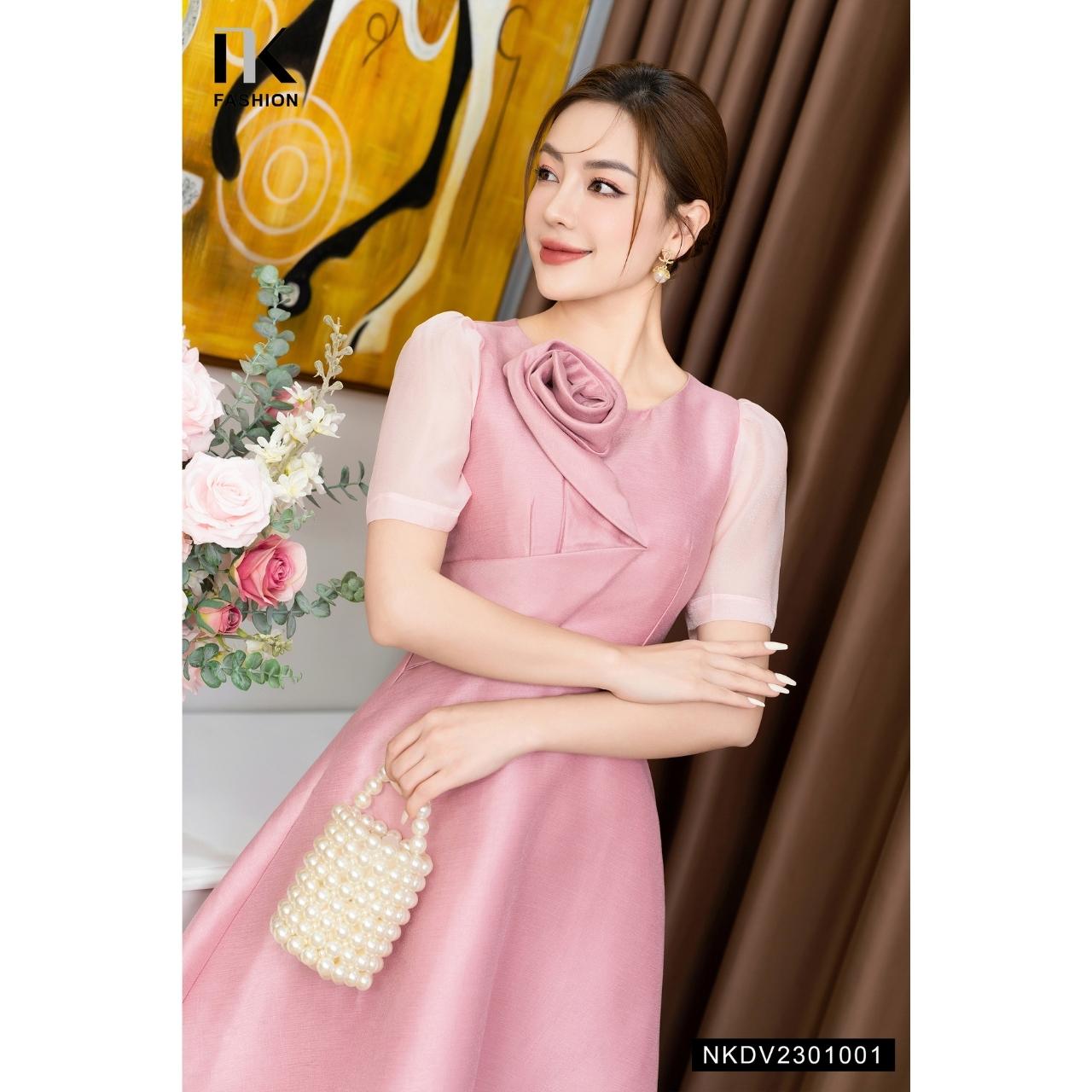 Đầm Gấm Xếp Hoa NK FASHION Dáng Xòe Trẻ Trung Thanh Lịch Chất Vải Nhập Hàn Cao Cấp Không Nhăn NKDV2301001