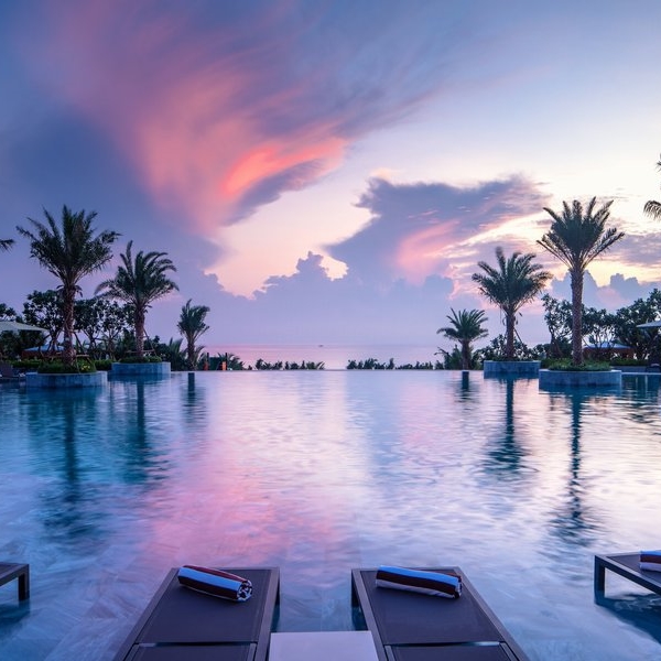 Gói Villa 02 Phòng Ngủ Movenpick Cam Ranh Resort 5* Nha Trang - Hướng Biển, Buffet Sáng, Công Viên Nước, Thưởng Thức Chocolate, Nhiều Hoạt Động Hấp Dẫn, Dành Cho 04 Người Lớn