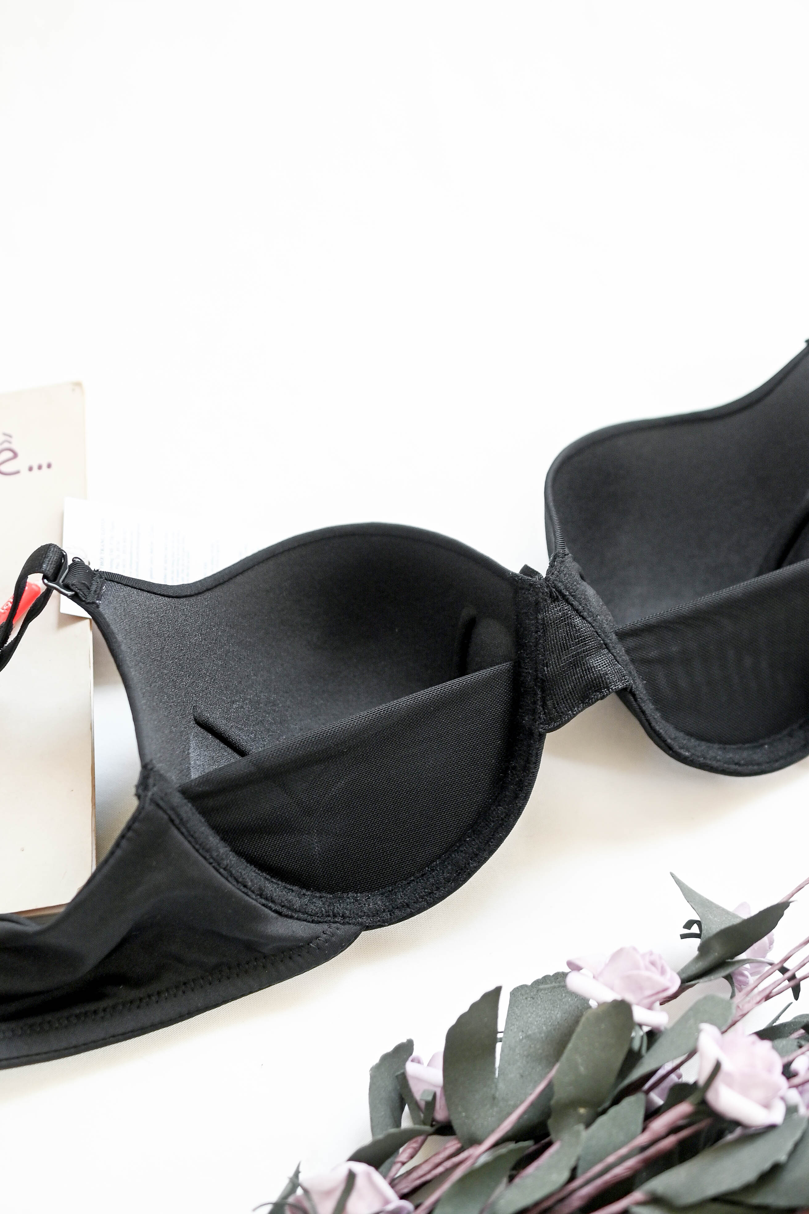 Áo ngực Lotus A492 mút mỏng không gọng