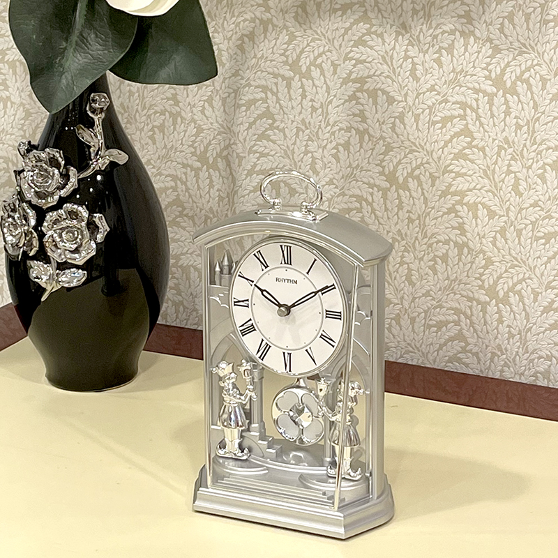 Đồng hồ để bàn Rhythm 4RP796WR19 Kt 14.0 x 22.8 x 8.3cm, 390g Vỏ nhựa. Dùng Pin.