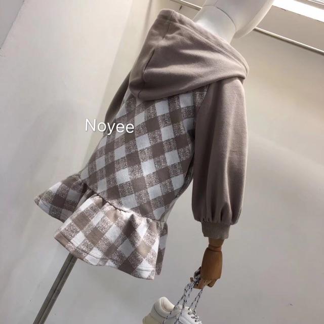 Váy nỉ đuôi cá kẻ có mũ