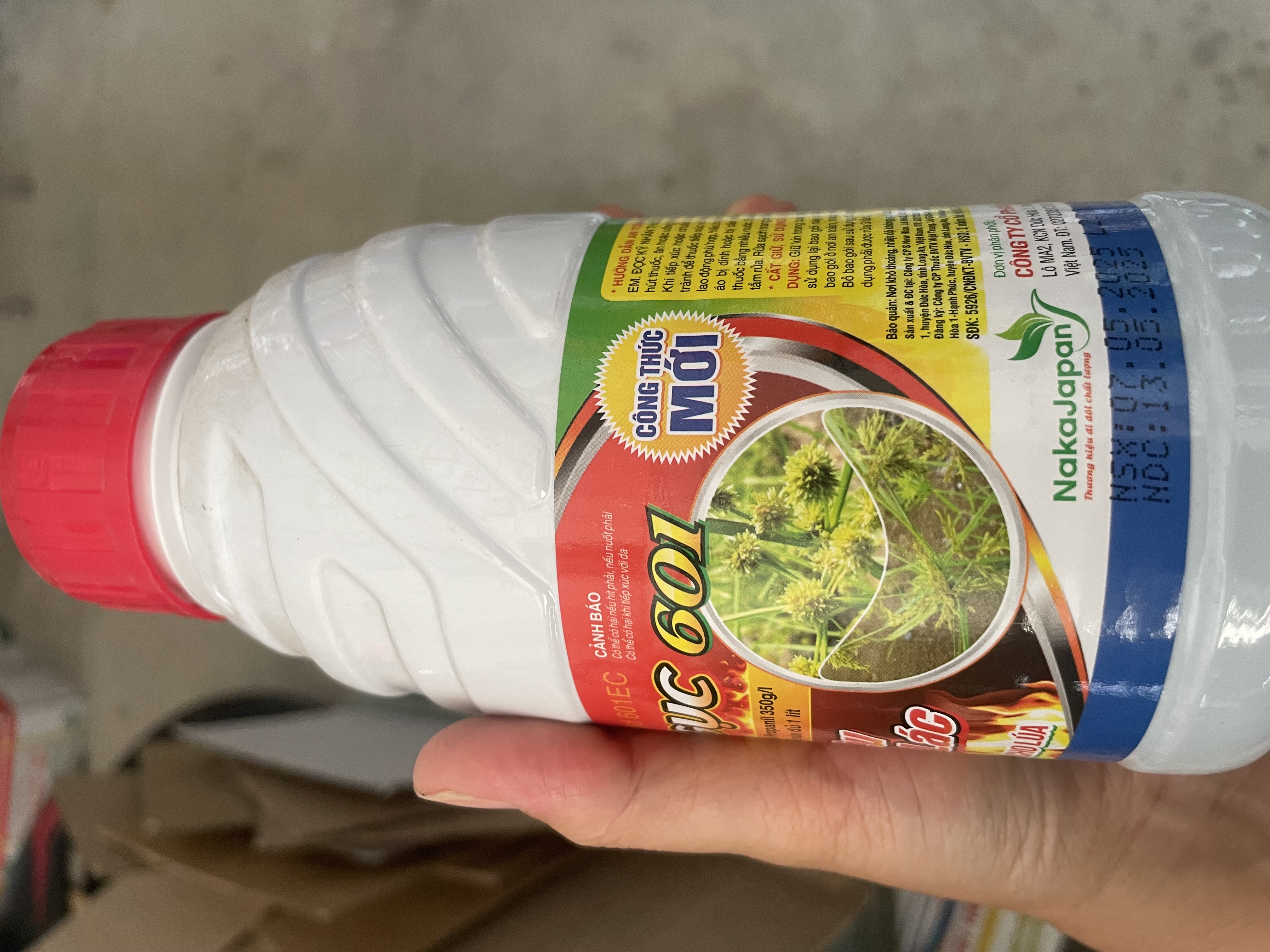 Hoả Ngục 450ml thuốc trừ cỏ chác lác, Cỏ đuôi phụng, cỏ lồng vực, rau mác, rau bợ…..