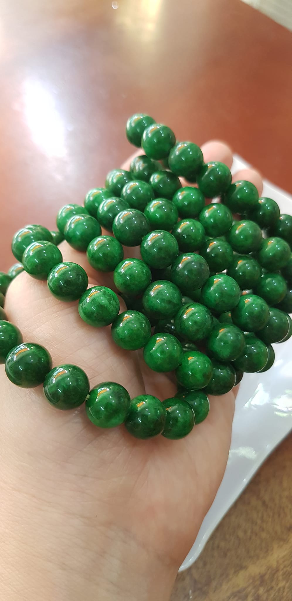 Vòng đeo tay nữ đá cẩm thạch xanh đậm 10mm đẹp Nữ mệnh mộc hỏa thủy đeo may mắn tài lộc rẻ đẹp ạ
