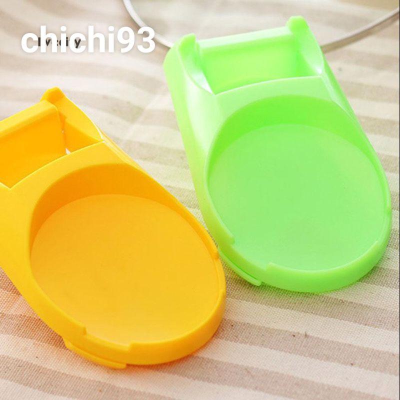 Giá để nắp nồi và muỗng