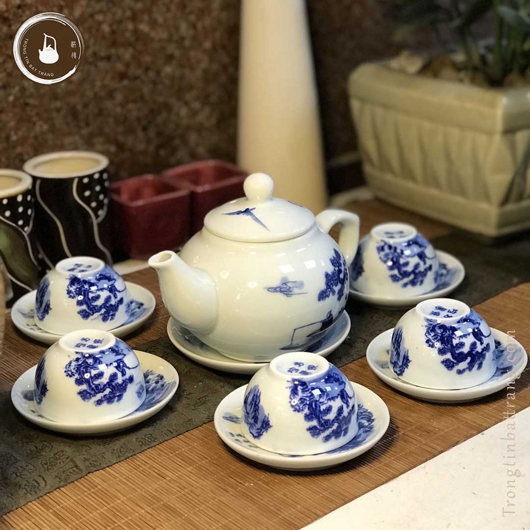 Bộ Ấm Chén Trà Đạo Gốm Trắng Men Lam Bát Tràng Lã Vọng Câu Cá Dáng Thủy Bình Dung Tích 350ml ATA 10