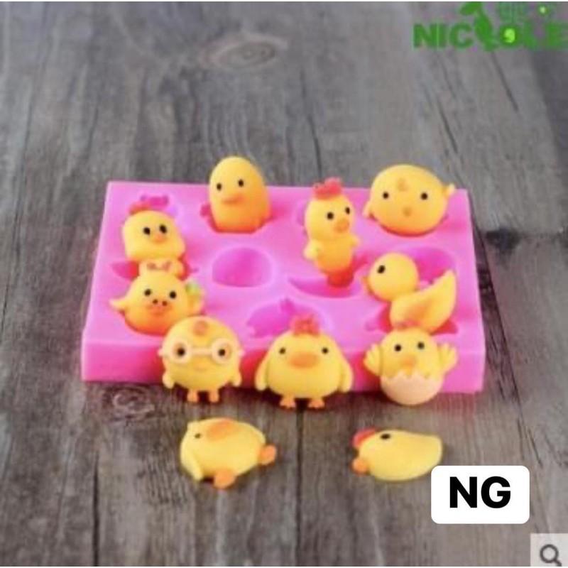 Khuôn đàn gà silicon tạo hình 4d