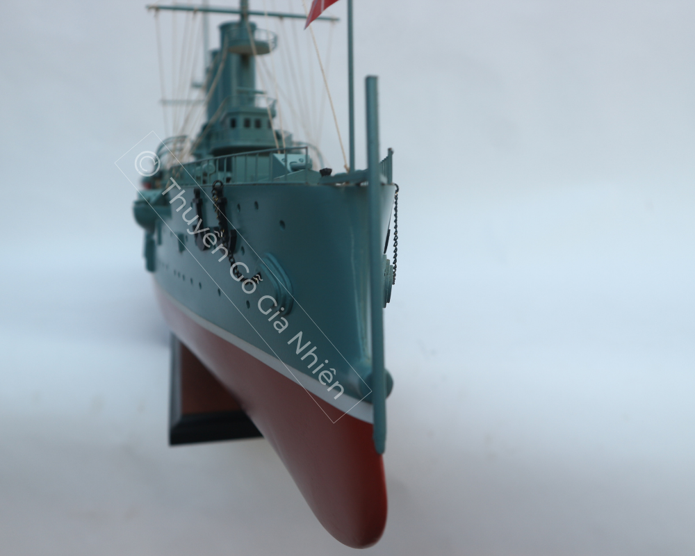 Mô Hình Thuyền Gỗ Trang Trí Phong Thủy Dạng Thuyền Chiến AURORA CRUISER Chính Hãng, Hàng Xuất Khẩu Chất Lượng Cao