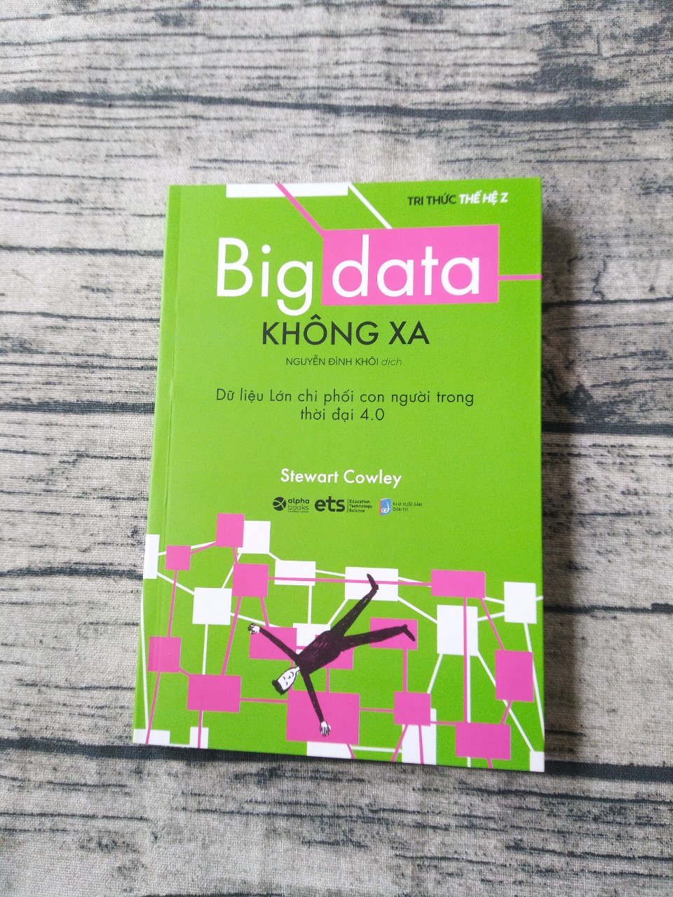 Combo Tri Thức Thế Hệ Z: Big Data Không Xa + Toán Không Hề Ngán + Tâm Trí Thật Phi Lý + Tiền Quả Thật Phiền