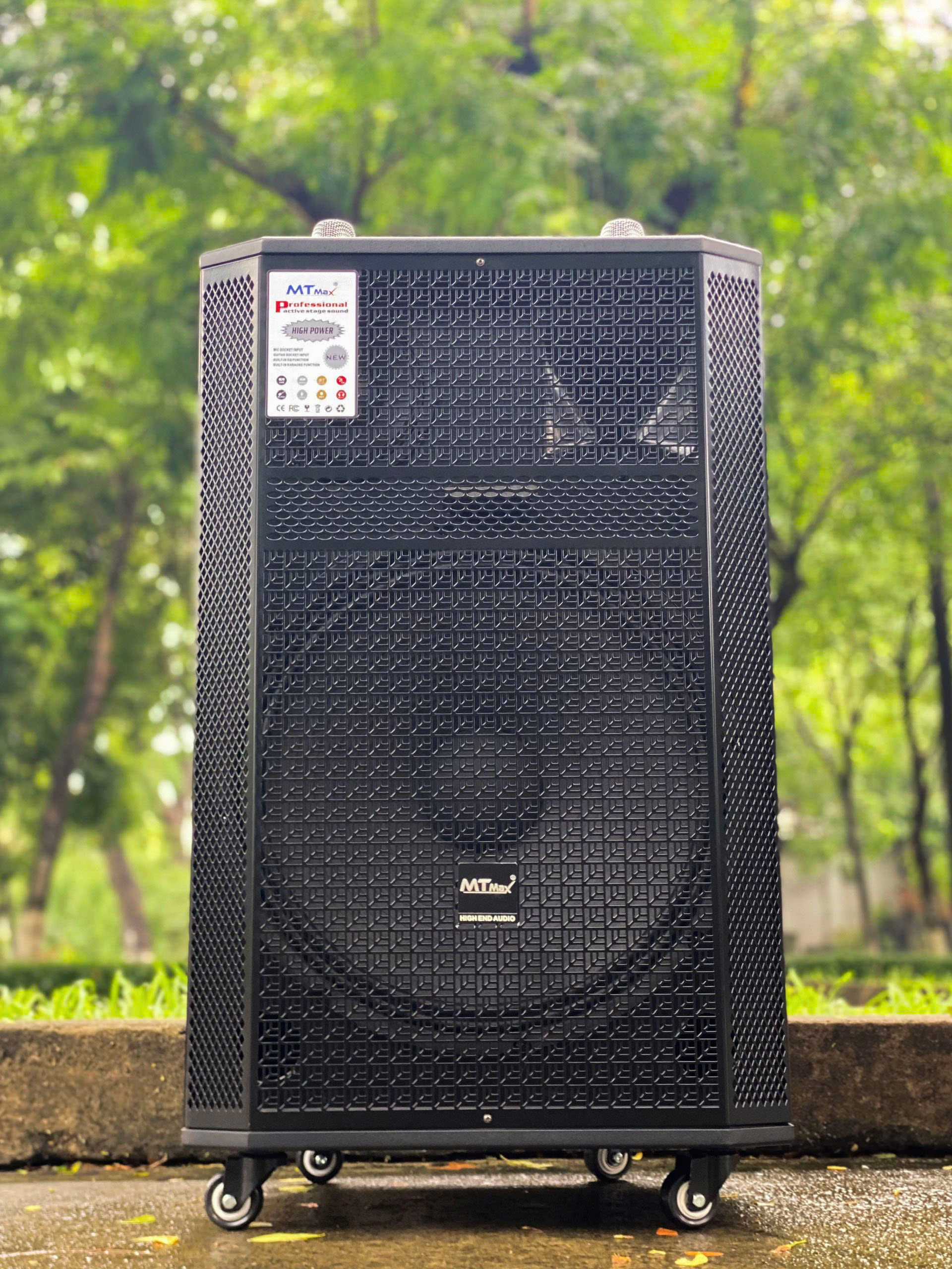Loa Kéo MTMAX K8 Pro Chip DSP Hay Như Phòng Karaoke Chuyên Nghiệp, Dàn Karaoke Di Động, Loa 3 Đường Tiếng Bass 50cm Công Suất 800W Kèm 2 Micro UHF Cao Cấp, Nhẹ Hơi, Nâng Giọng hàng nhập khẩu