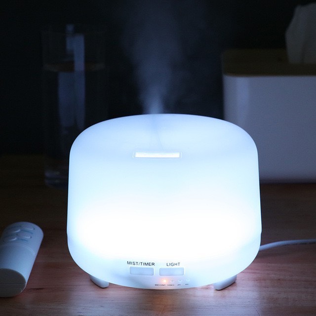 Máy Xông Tinh Dầu Ngọc Tuyết Trụ Tròn Có Led 7 Màu Hàng cao cấp
