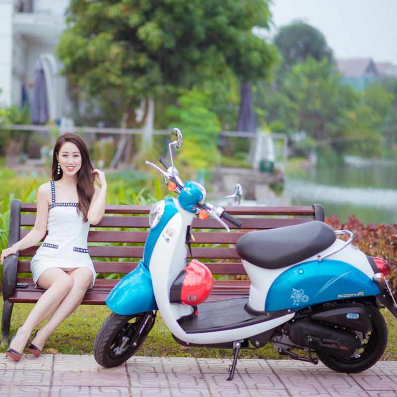 Xe ga 50cc Scoopy màu xanh biển