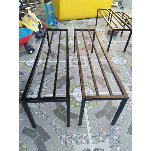Kệ kê chậu ban công sân thượng: Dài 120cm.Rộng 25cm. Cao 30cm.4 chân. Hộp thép 2*2cm