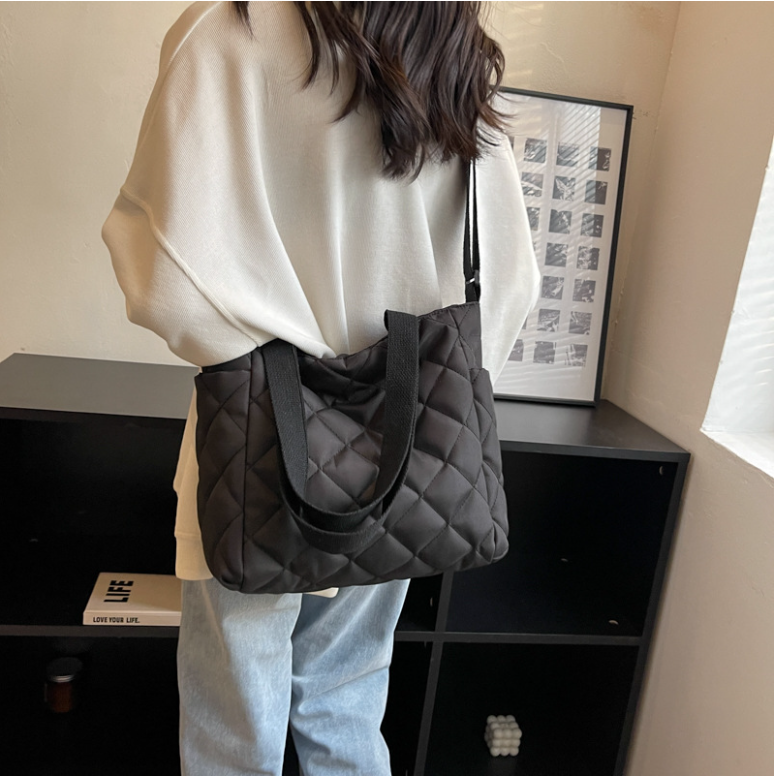 Túi xách đeo chéo vai nữ xinh thời trang Hàn Quốc đi học đi chơi cỡ lớn đẹp rẻ vải trám dáng vuông thanh lịch