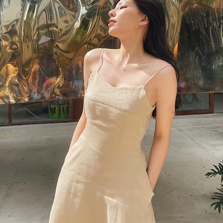 Đầm xòe Linen Hàn 2 dây đi biển trẻ trung ArcticHunter, chất vải Linen Hàn mềm mát, thích hợp đi chơi du lịch