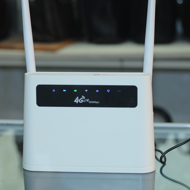 Bộ Phát Wifi 3G 4G R9 Tốc Độ 300Mb - Hỗ Trợ Cổng Lan , Kết Nối 32 Thiết Bị - Tặng kèm ăng ten - Hàng Nhập Khẩu