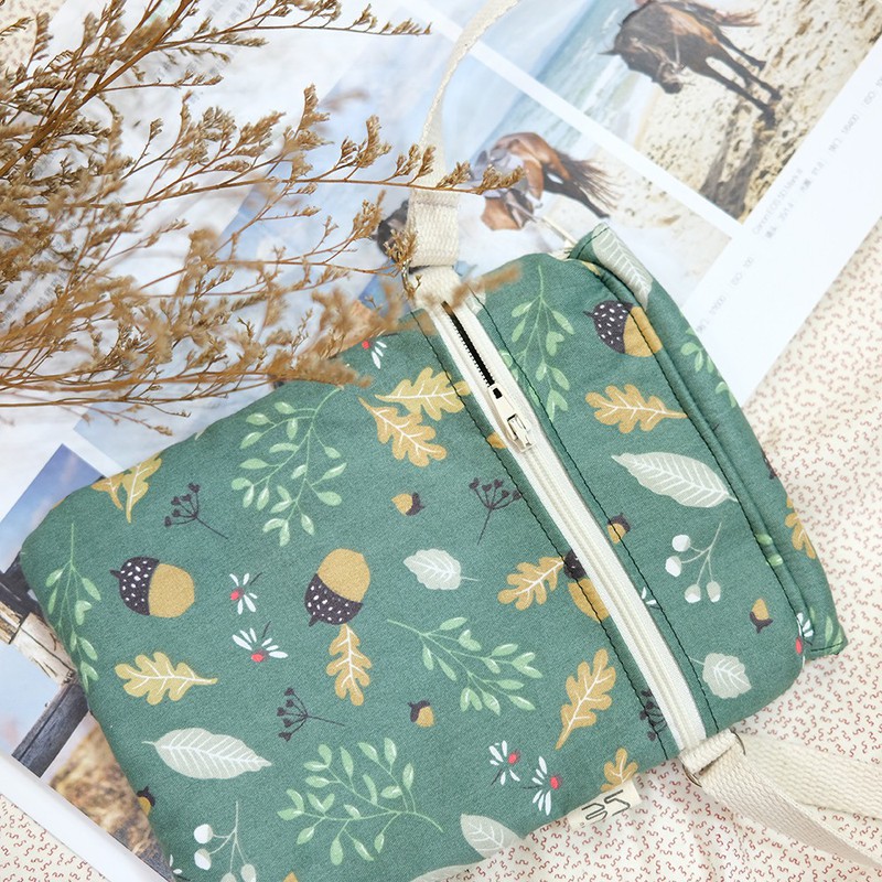 Túi đeo chéo nữ họa tiết Hạt Dẻ style vintage, gồm 2 ngăn có khóa kéo