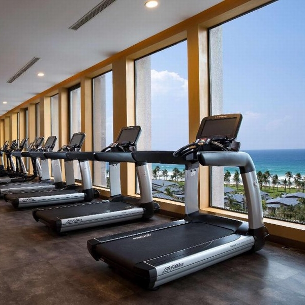 Radisson Blu Resort 5* Cam Ranh Nha Trang - Gói 02 Bữa Ăn, Phòng Hướng Biển, Hồ Bơi Lớn, Ngay Bãi Dài Cực Đẹp, Dành Cho 02 Người Lớn Và 02 Trẻ Em