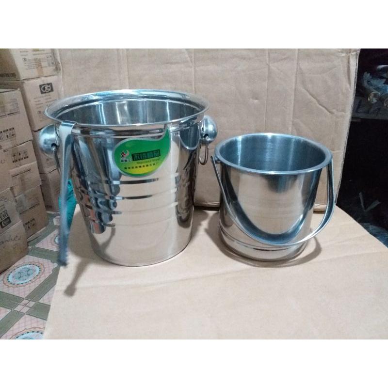 Xô đựng đá bằng inox tặng kèm 1 kẹp gắp đá