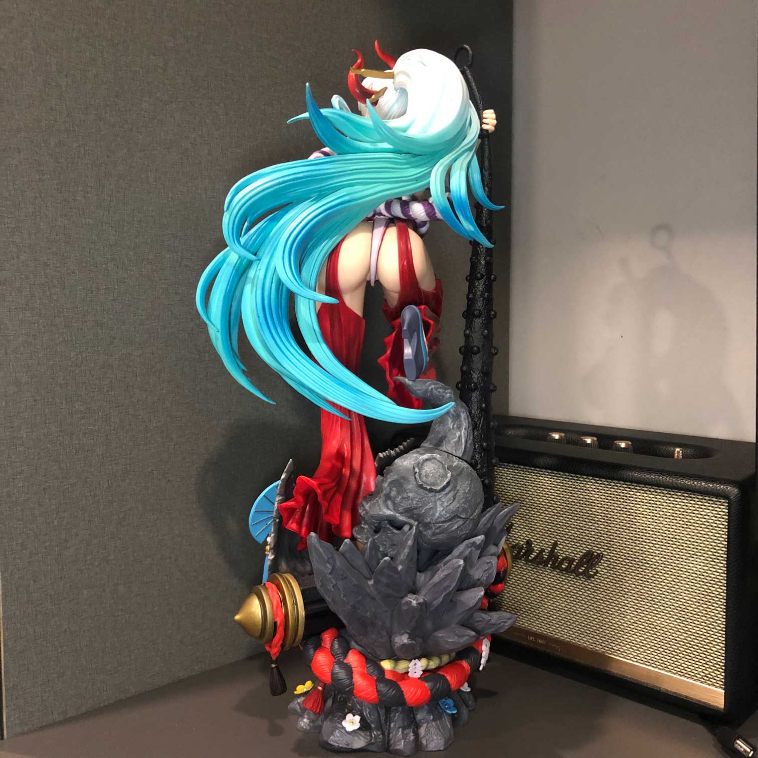 Mô hình Yamato siêu nét 54 cm - One Piece