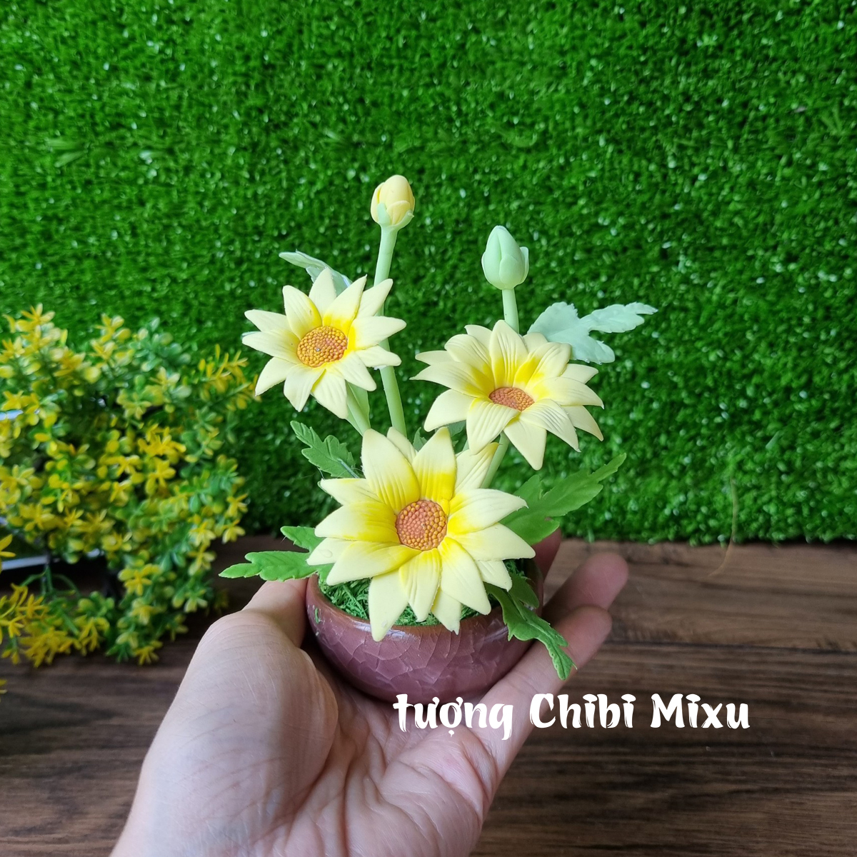 Chậu hoa Hướng Dương bằng đất sét Nhật