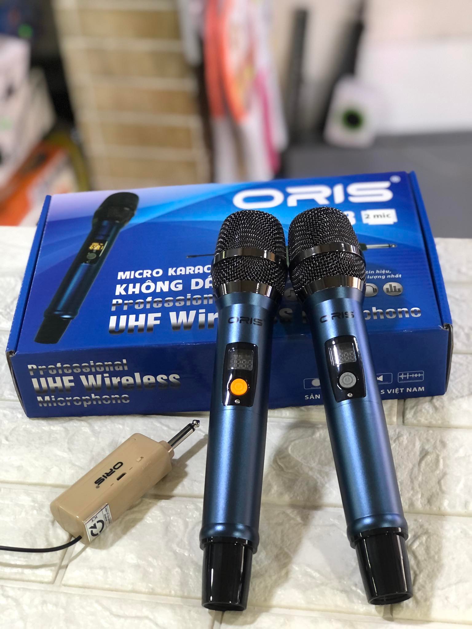 BỘ 2 MICRO KARAOKE ORIS K8 KẾT NỐI KHÔNG DÂY-MICRO PIN SẠC CỔNG TYPE-C TIỆN LỢI- MICRO CỰC HÚT CHỐNG HÚ TỐT - HÀNG CHÍNH HÃNG