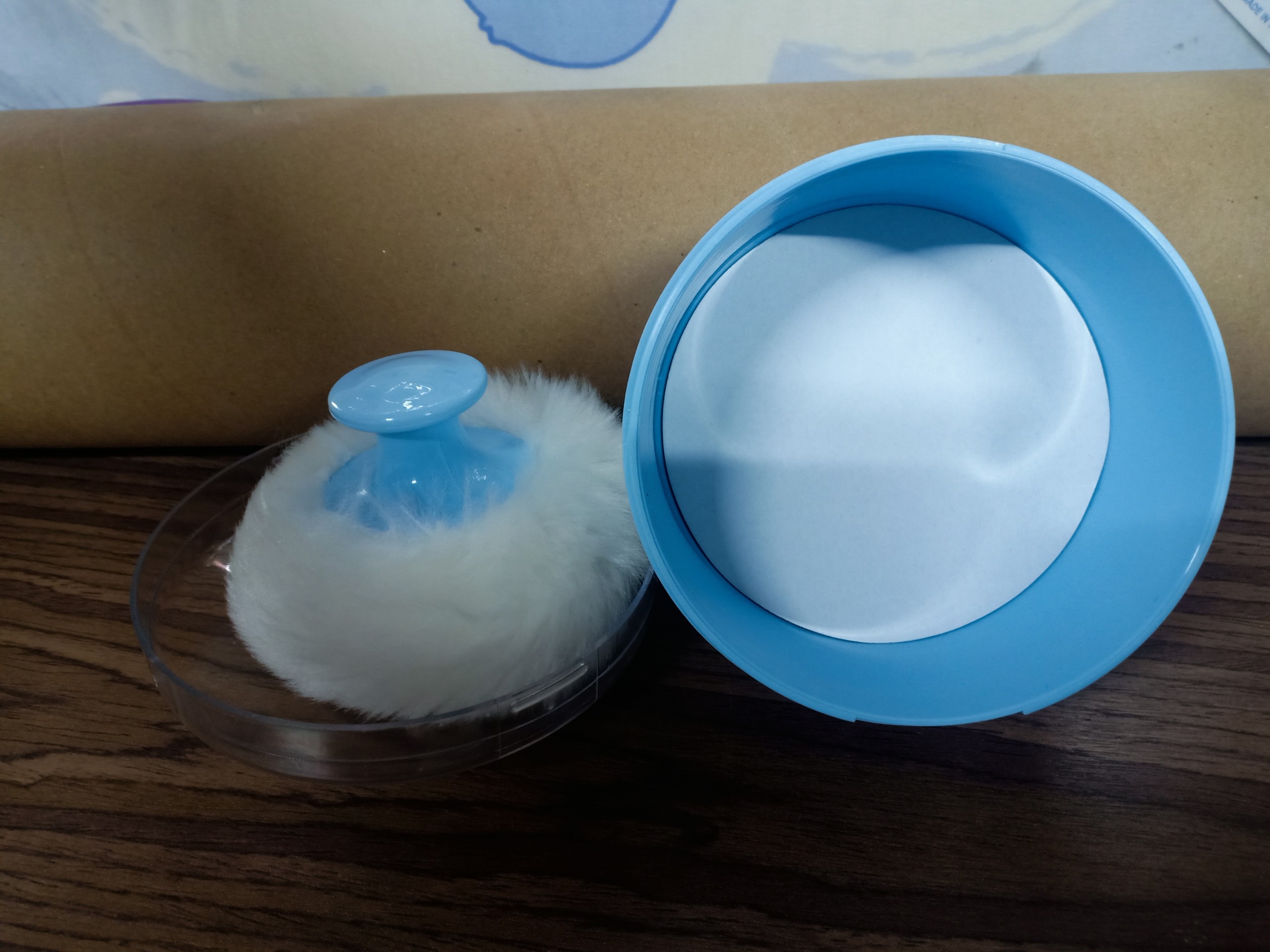 HỘP ĐỰNG PHẤN RÔM EM BÉ KÈM BÔNG PHẤN KUKU - KU5304