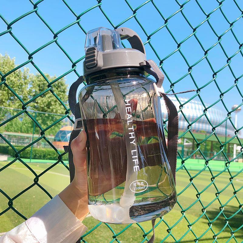Sức Chứa Lớn 2000ML Nước Hoạt Hình Di Động Thể Thao Chai Có Ống Hút Cắm Trại Đi Xe Đạp Nhựa Dẻo Du Lịch Nước Drinkware