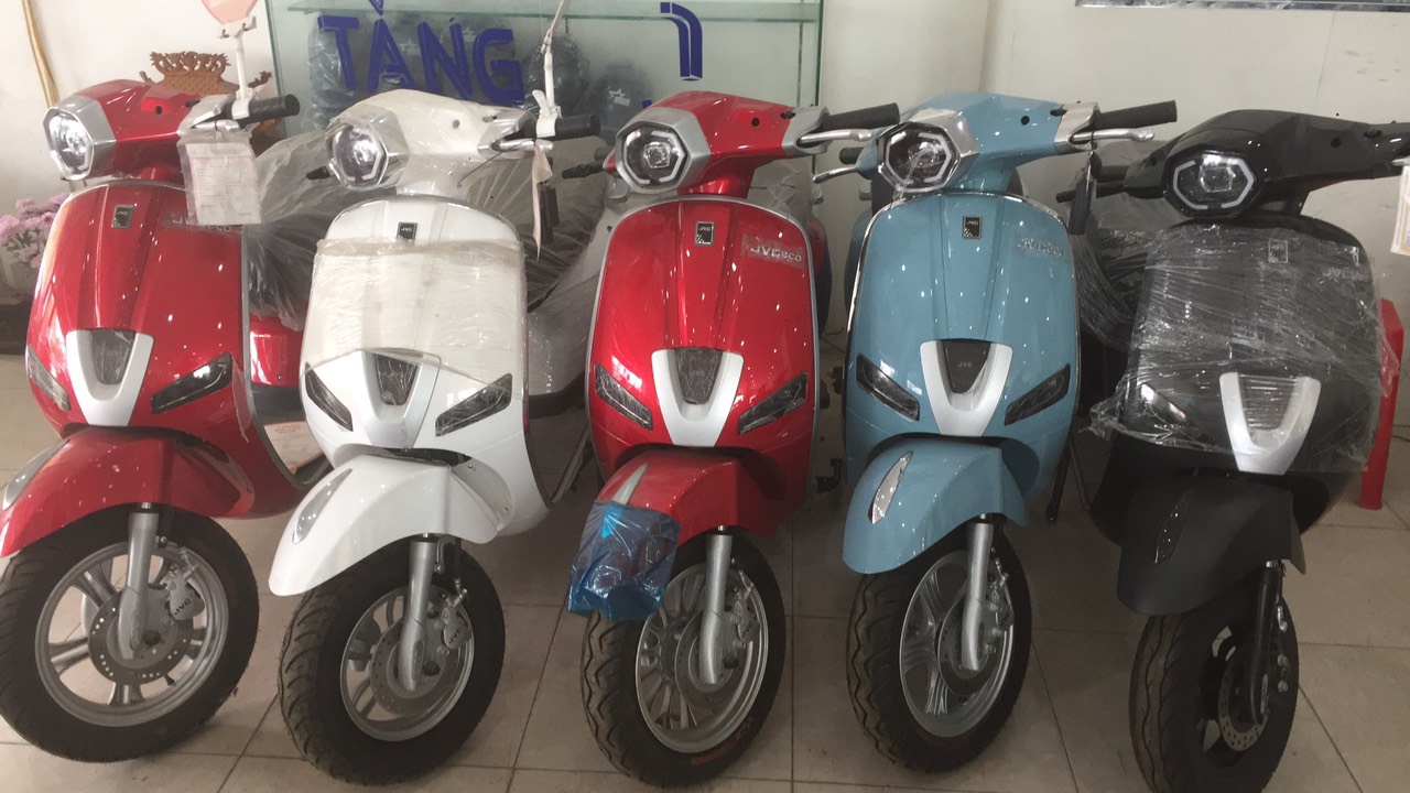 XE MÁY ĐIỆN JVC VESPA PLATINUM