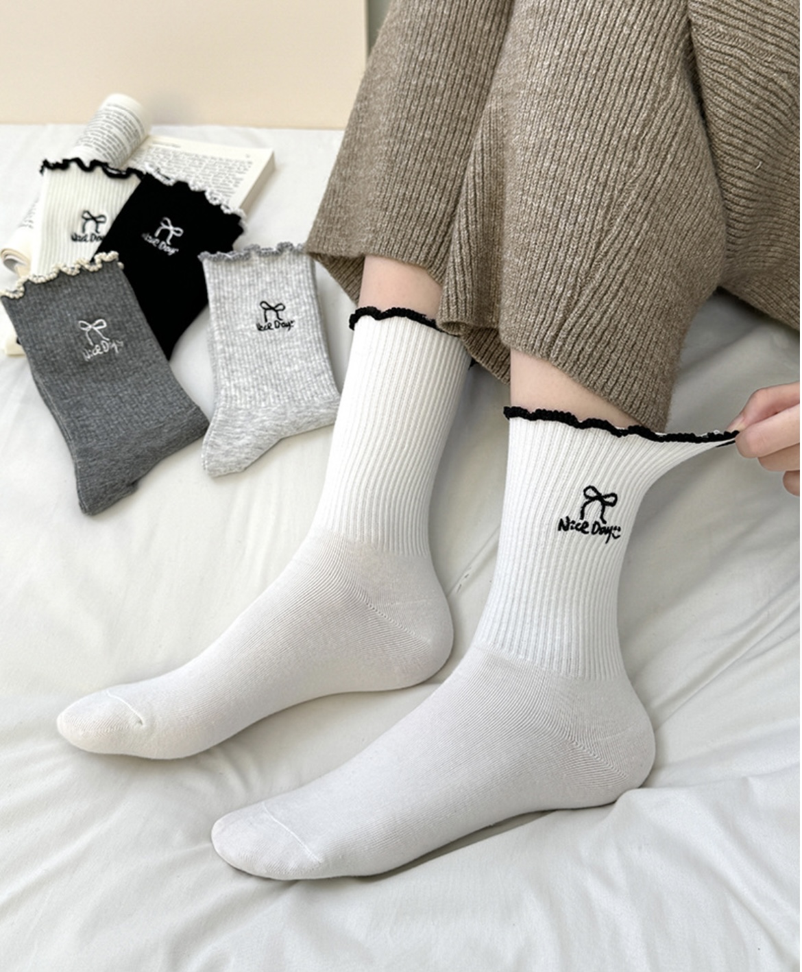 SET 5 ĐÔI TẤT VỚ NƠ NỮ DỄ THƯƠNG MÃ 54 DÀNH CHO NỮ