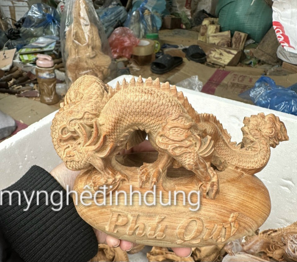 TƯỢNG GẠT TÀN TÀI LỘC PHÚ QUÝ BẰNG GỖ NGỌC AM THƠM NỨC KT 15×11×9CM