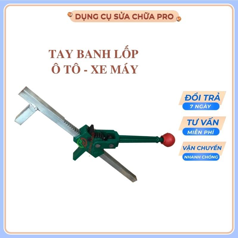 Tay banh lốp xe máy, oto khi vá lốp xe.