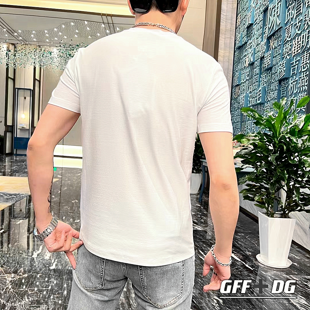Áo thun nam ngắn tay cổ tròn TC với họa tiết thêu đính hạt độc đáo, chất cotton co dãn, lịch lãm, hợp thời trang-A55
