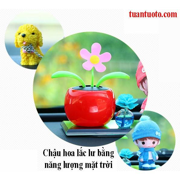 Bộ tượng búp bê, cún cưng, chậu cây lắc lư và nước hoa ô tô