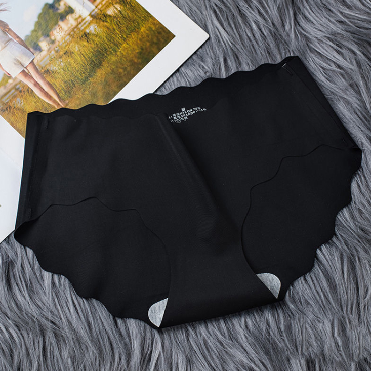 Combo 4 quần lót cotton kháng khuẩn không đường may Nhật Bản