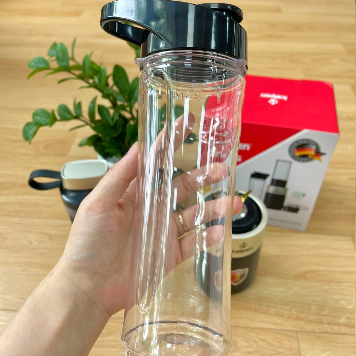 Máy xay sinh tố mini Kalpen Đức B6 công suất 700W tặng Bình 500ml - Hàng chính hãng