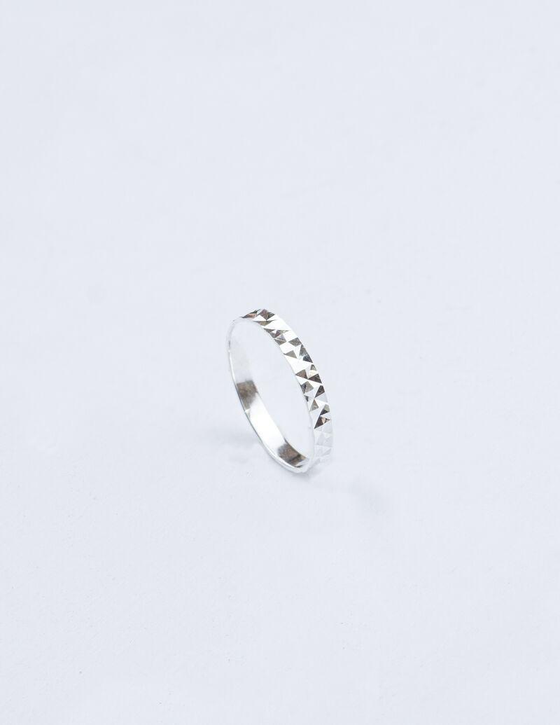 Nhẫn Bling It đường cắt lazer BIN301