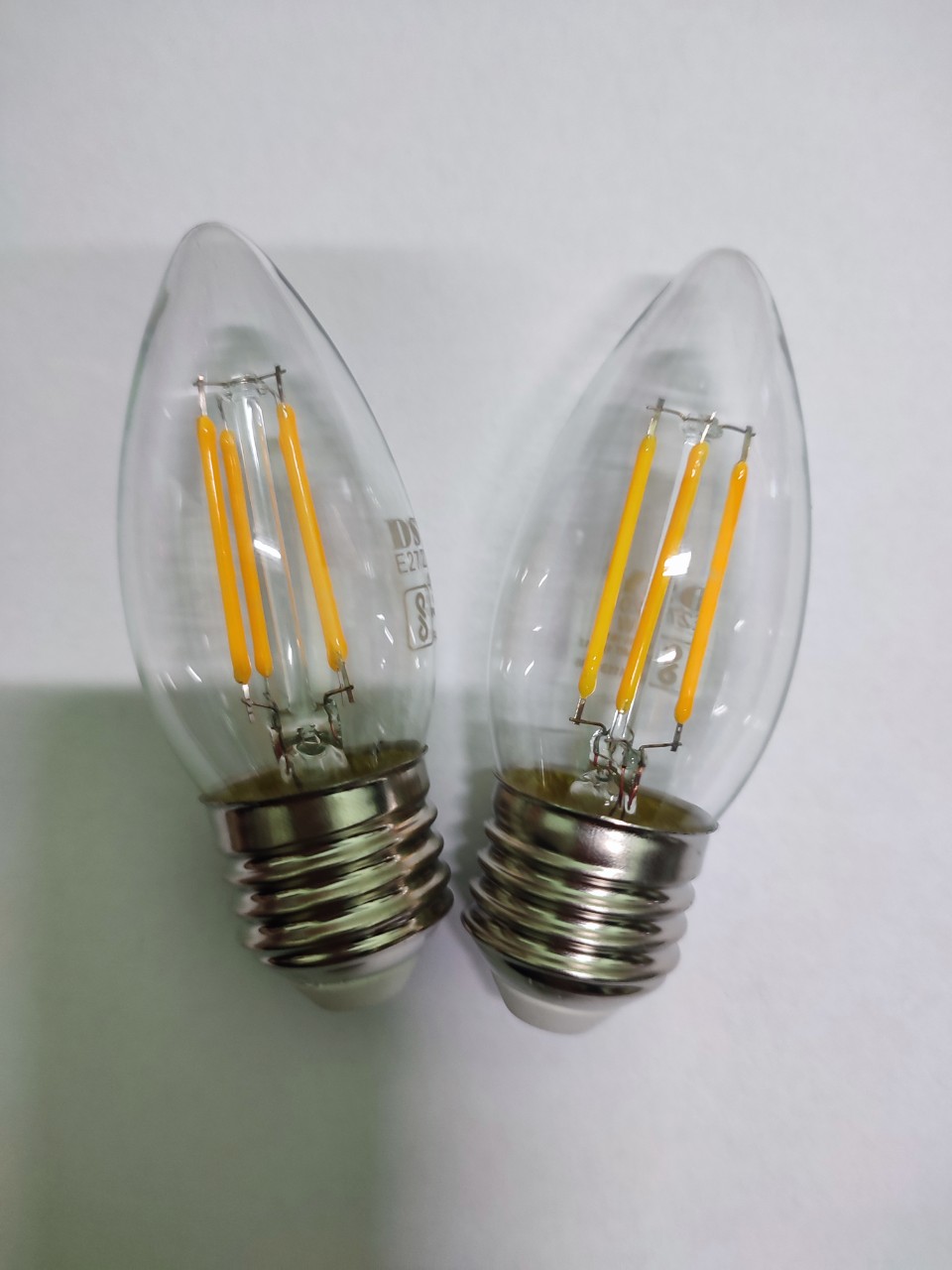 Bóng Đèn LED Dây Tóc Màu Vàng Hình Ngọn Nến 4W - E27.
