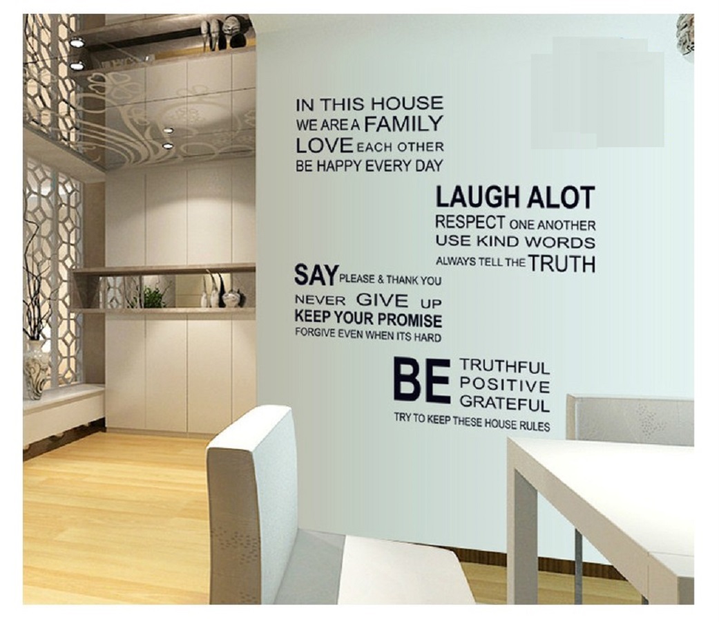 Decal dán tường chữ WE ARE A FAMILY THÔNG ĐIỆP Ý NGHĨA
