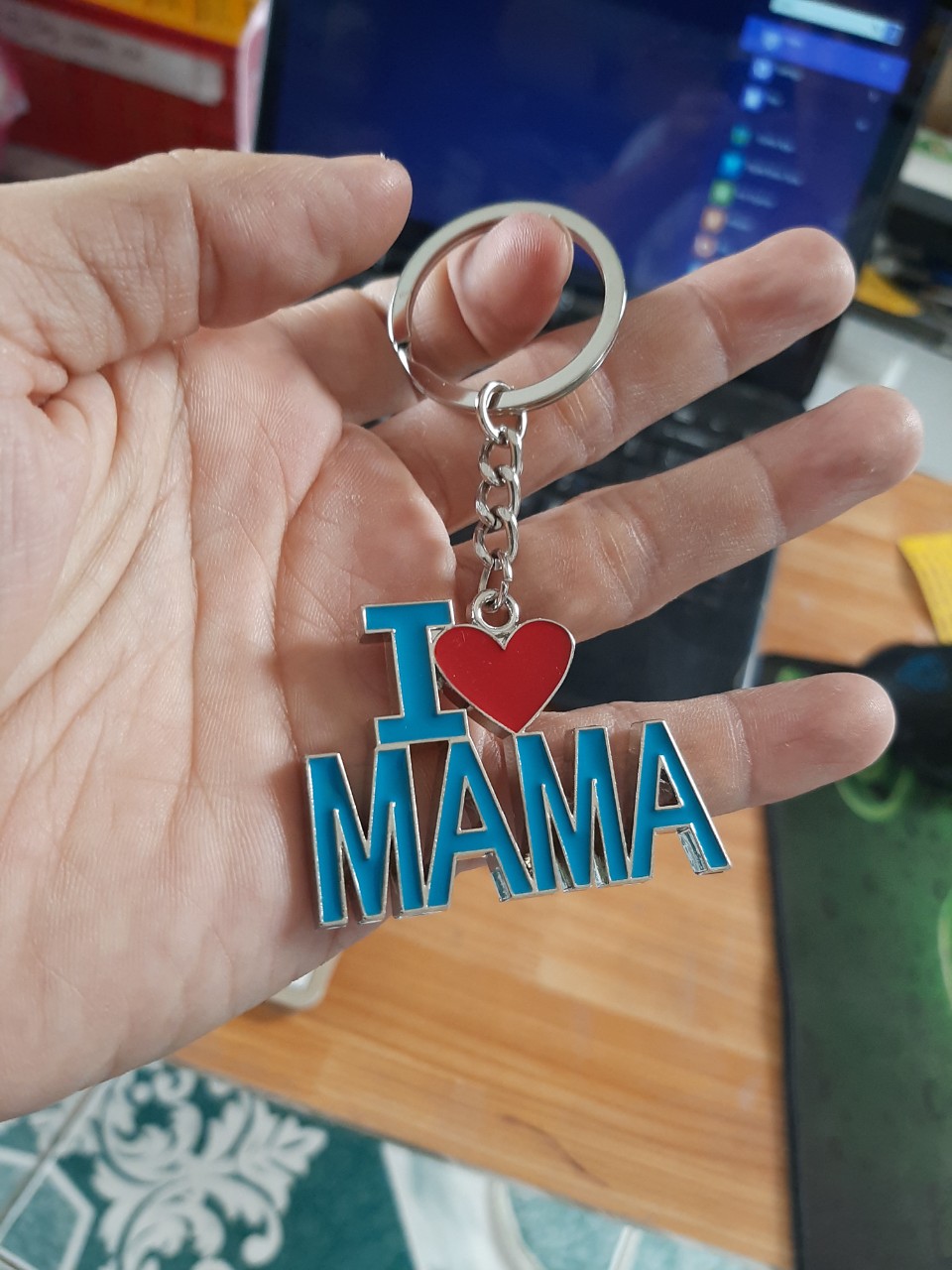 Móc khóa con yêu mẹ , quà tặng mẹ