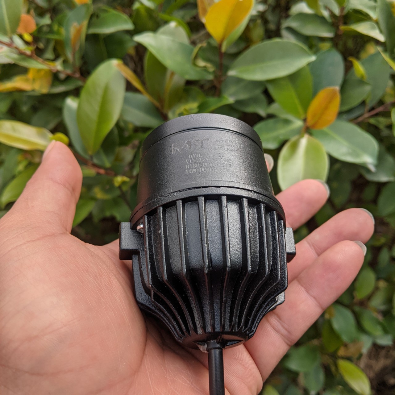 Đèn bi cầu trợ sáng pha led ô tô xe máy V9 2.0" 60W cắt sáng chống chói đặc biệt hàng víp cao câp 12v-80v